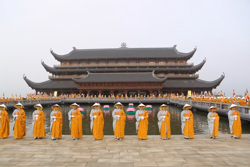 Bouddhisme : renforcement des échanges avec d'autres pays ảnh 1