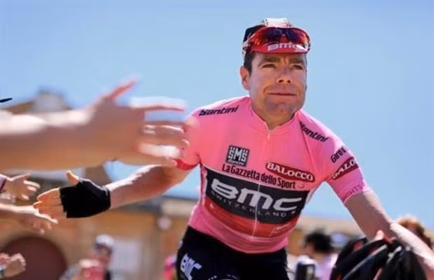 Cadel Evans, vainqueur du Tour de France, au départ de la Coupe de Huê 2019 ảnh 1