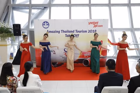 Vietjet Thaïlande lance son nouvel avion portant le logo ​"The Amazing Thailand Tourism Year 2018​" ảnh 1
