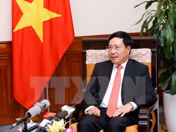 Le vice-PM Pham Binh Minh souligne la coopération intégrale Vietnam-Cambodge ảnh 1