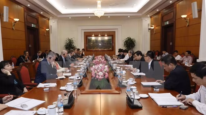 Les entreprises pharmaceutiques d'EuroCham sont bienvenues au Vietnam ảnh 1