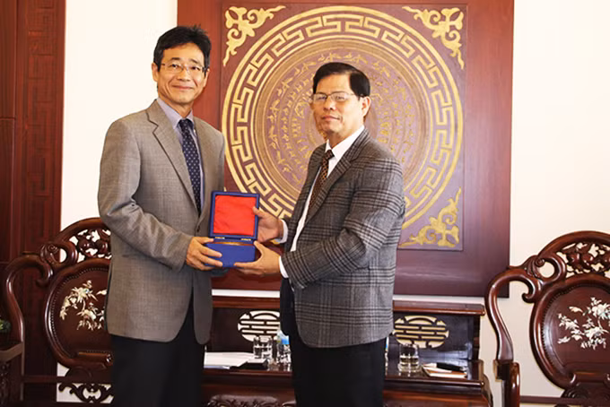 Une société japonaise souhaite investir dans le projet de centrale électrique de Van Phong ảnh 1