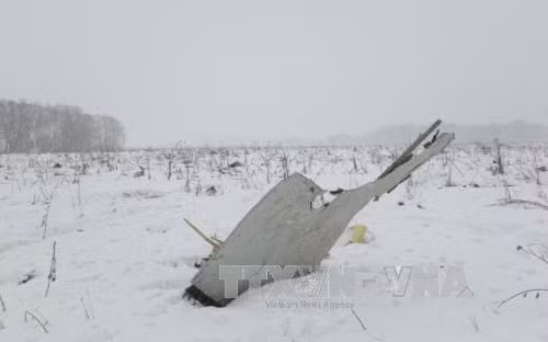 Accident d'un avion russe : message de sympathie du Vietnam ảnh 1 Accident d'un avion russe : message de sympathie du Vietnam ảnh 1