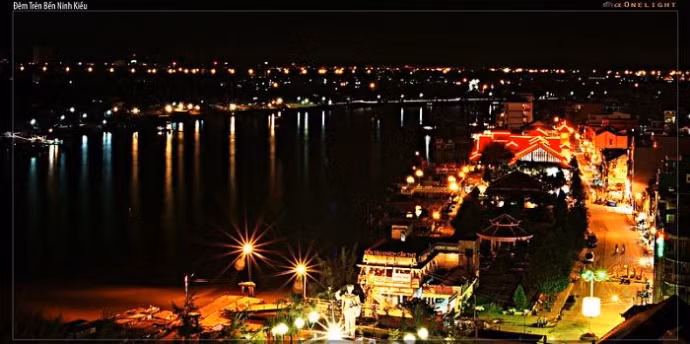 Têt du Chien : Can Tho accueille près de 700.000 touristes ảnh 1