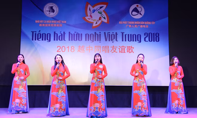Bientôt la finale vietnamienne du festival «Chant d'amitié vietnamo-chinois» 2018 ảnh 1