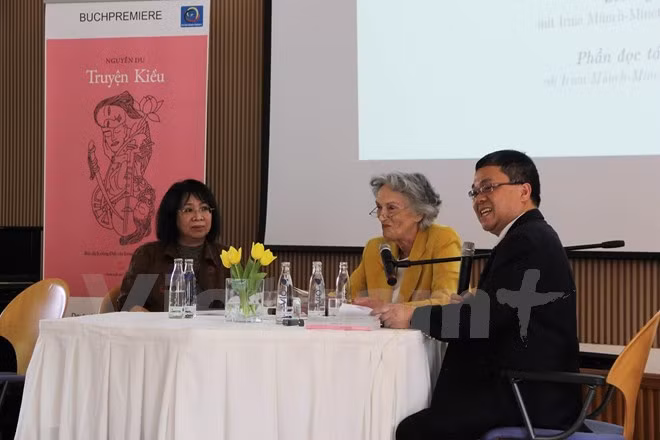 L'édition bilingue vietnamien-allemand du "Truyên Kiêu" présentée au public ảnh 1