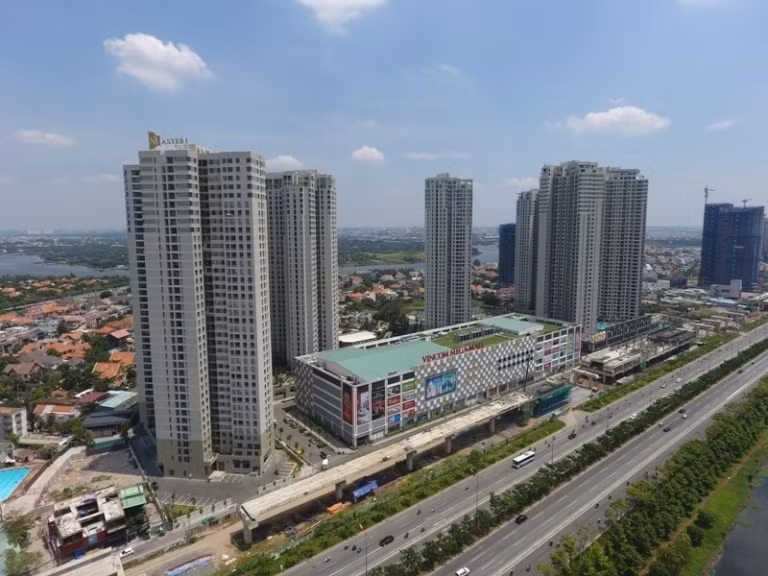 Hô Chi Minh-Ville: 37.600 nouvelles entreprises voient le jour depuis janvier ảnh 1