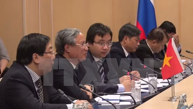 Le Vietnam prend en haute considération le partenariat stratégique intégral avec la Russie ảnh 1