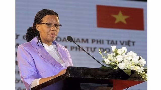 L'ambassadrice d'Afrique du Sud au Vietnam à l’honneur ảnh 1