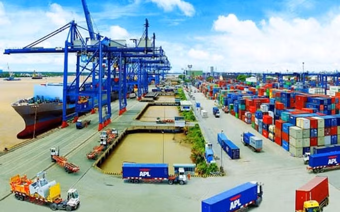 Le Vietnam réalise un excédent commercial de plus de 3 milliards de dollars avec le Royaume-Uni ảnh 1