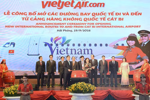 Ouverture de deux lignes directes Hai Phong-Séoul et Hai Phong-Bangkok ảnh 1