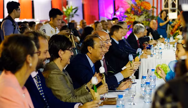 Célébration du 20e anniversaire de la délégation Wallonie-Bruxelles au Vietnam ảnh 3