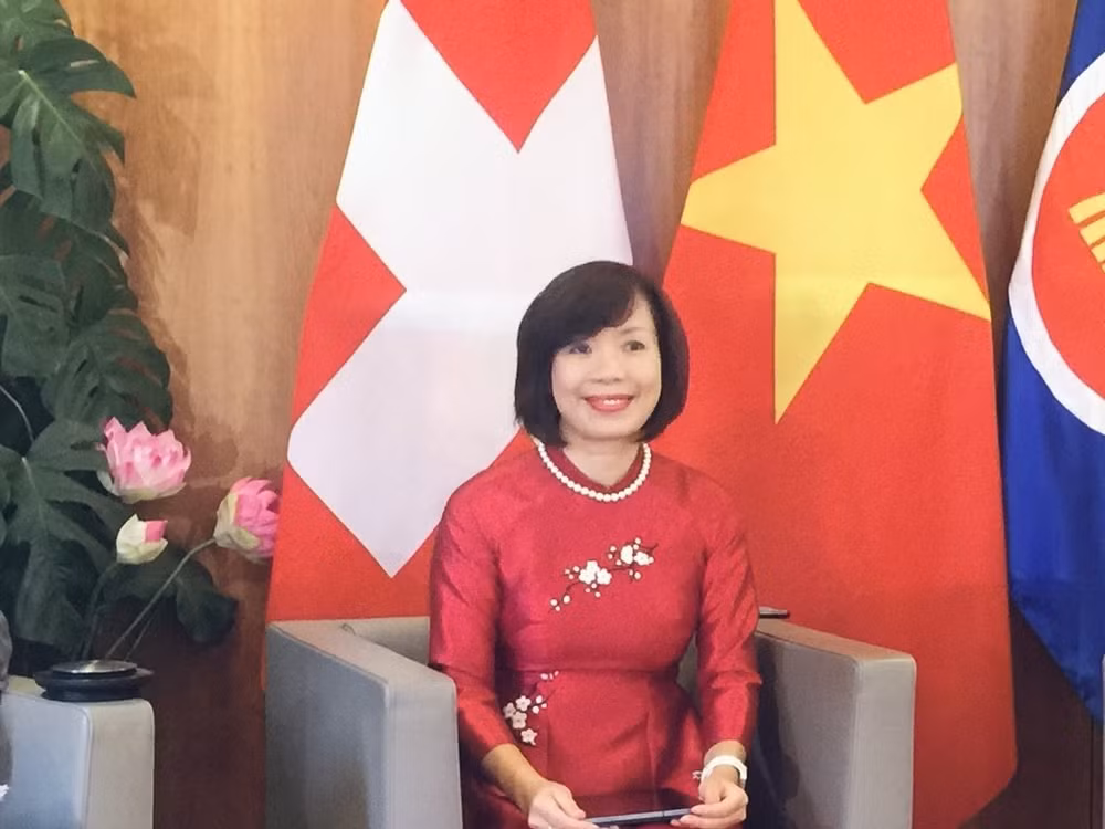 Opportunités de la visite officielle du président Nguyen Xuan Phuc en Suisse ảnh 2