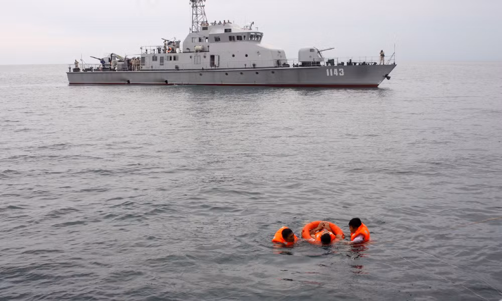 Vietnam et Cambodge mènent leur 49e patrouille navale ảnh 1