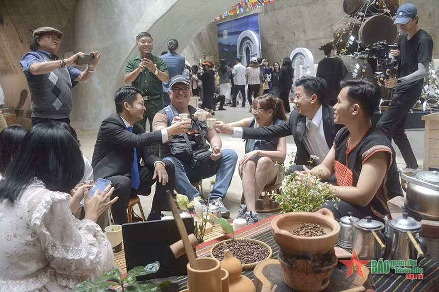 Le café de Buôn Ma Thuôt mis à l’honneur ảnh 2