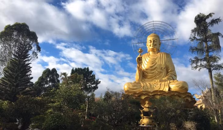 Le monastère zen de Van Hanh à Dà Lat ảnh 2