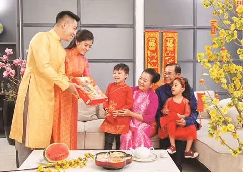 La famille tient bon face aux épreuves ảnh 1