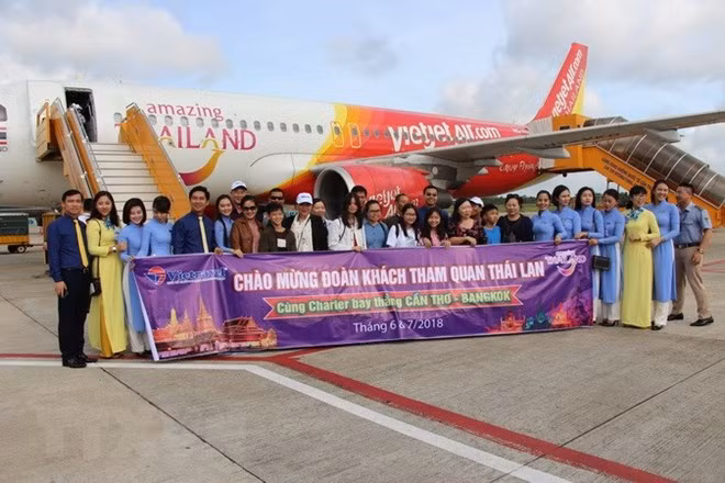 Lancement de la ligne aérienne directe Can Tho-Bangkok ảnh 1