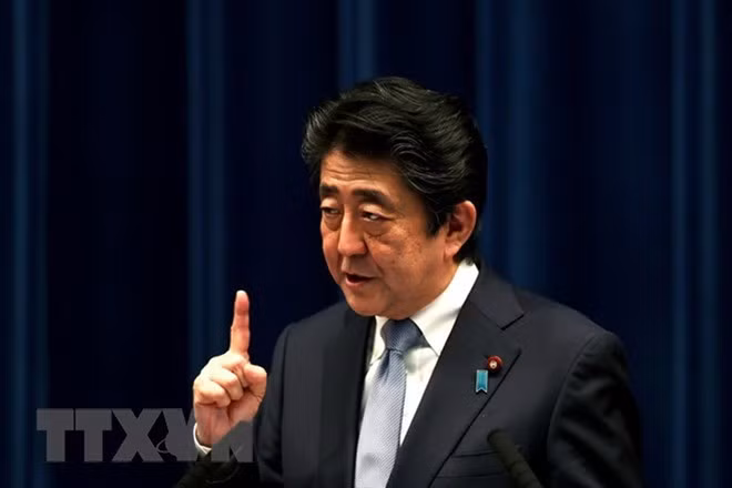 Le PM japonais participera au 33e sommet de l'ASEAN à Singapour ảnh 1