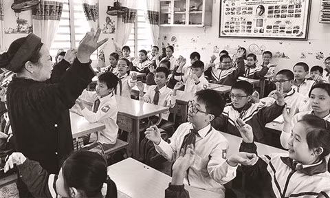 Articulation "théorie-pratique" dans la formation à Phu Tho ảnh 2