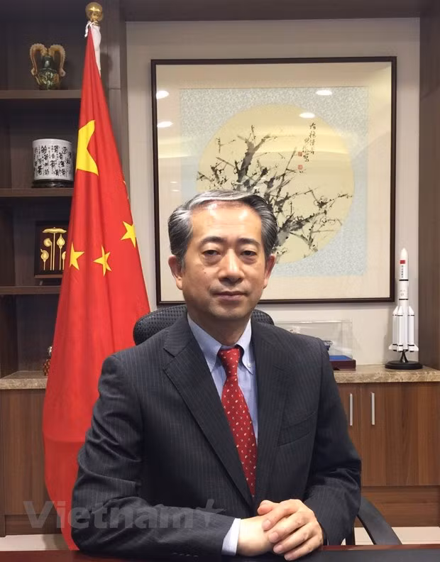 Interview de l'ambassadeur chinois au Vietnam sur les relations entre les deux Partis communistes ảnh 2