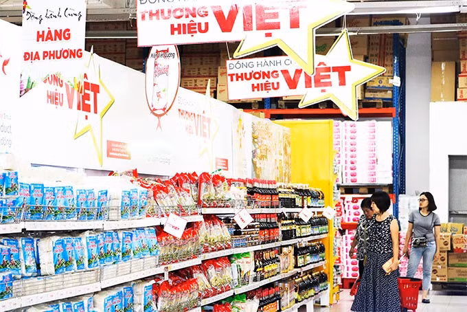 Pour que les Vietnamiens consomment davantage de produits vietnamiens ảnh 1