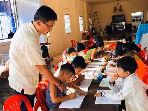 Des cours gratuits de l’enseignant Nguyên Van Hân à Hâu Giang ảnh 1 Des cours gratuits de l’enseignant Nguyên Van Hân à Hâu Giang ảnh 1