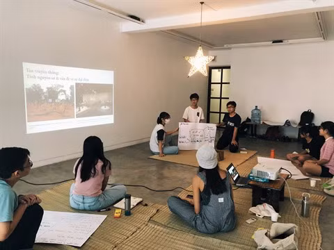 Hô Chi Minh-Ville ; La classe CáRô et son aventure des arts contemporains ảnh 2