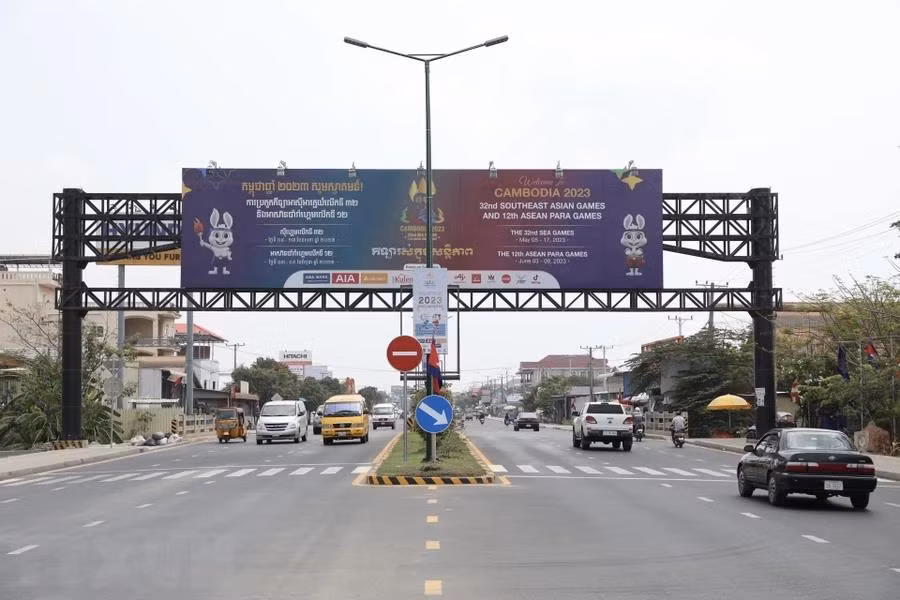 Le Cambodge cherche des financements pour des projets d'infrastructure ảnh 1