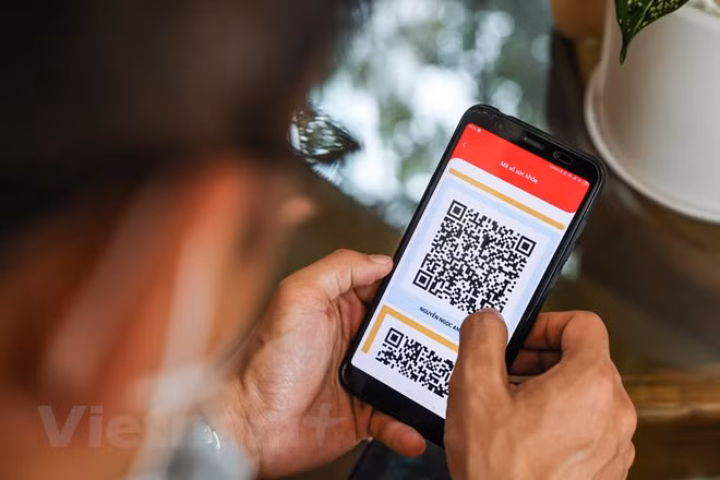 La technologie – un outil pour soutenir plus efficacement la lutte contre le COVID-19 ảnh 1