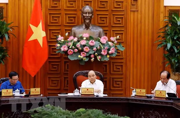 Le PM demande plus d'efforts pour renforcer les liens commerciaux avec des partenaires clés ảnh 1