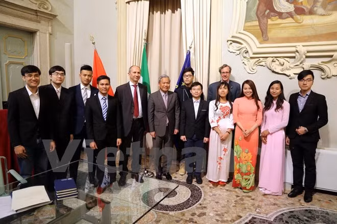 L’université italienne de Brescia souhaite accueillir plus d’étudiants vietnamiens ảnh 1