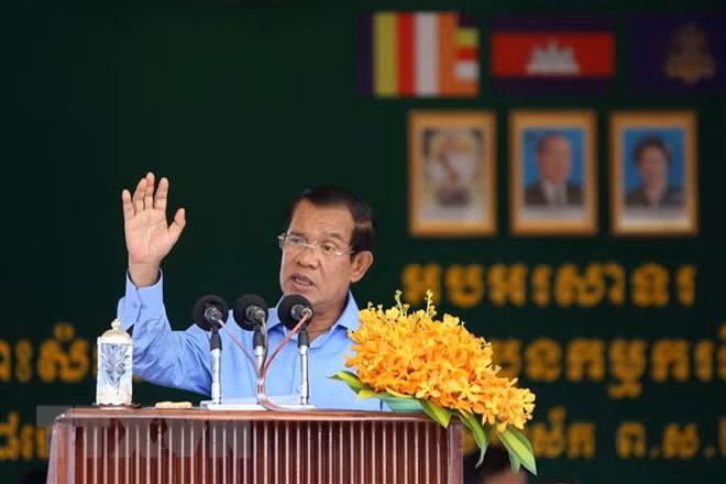 Le nouveau gouvernement Cambodge accorde la priorité à la paix et au développement ảnh 1