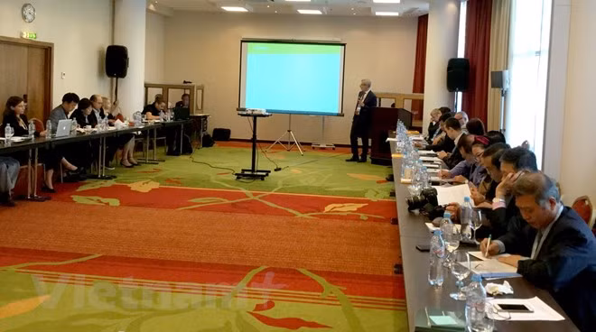 Colloque international sur la Mer Orientale à Moscou ảnh 1