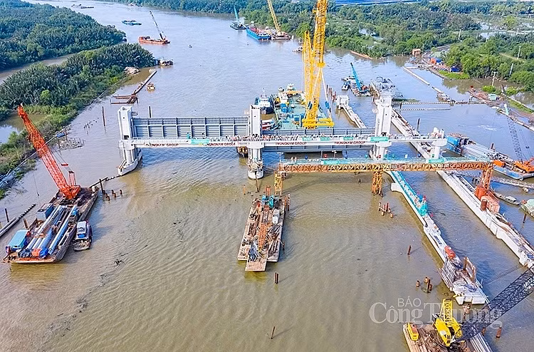 HCM-Ville accélère le décaissement des investissements publics ảnh 1