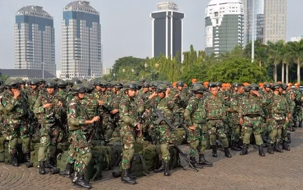 Le président indonésien s'engage à moderniser l'armée ảnh 1