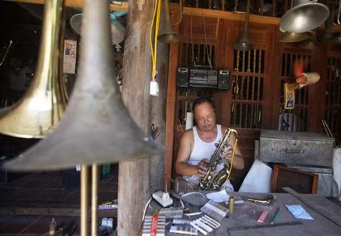 "Monsieur kèn Tây", la fierté d’un village du Nord ảnh 2