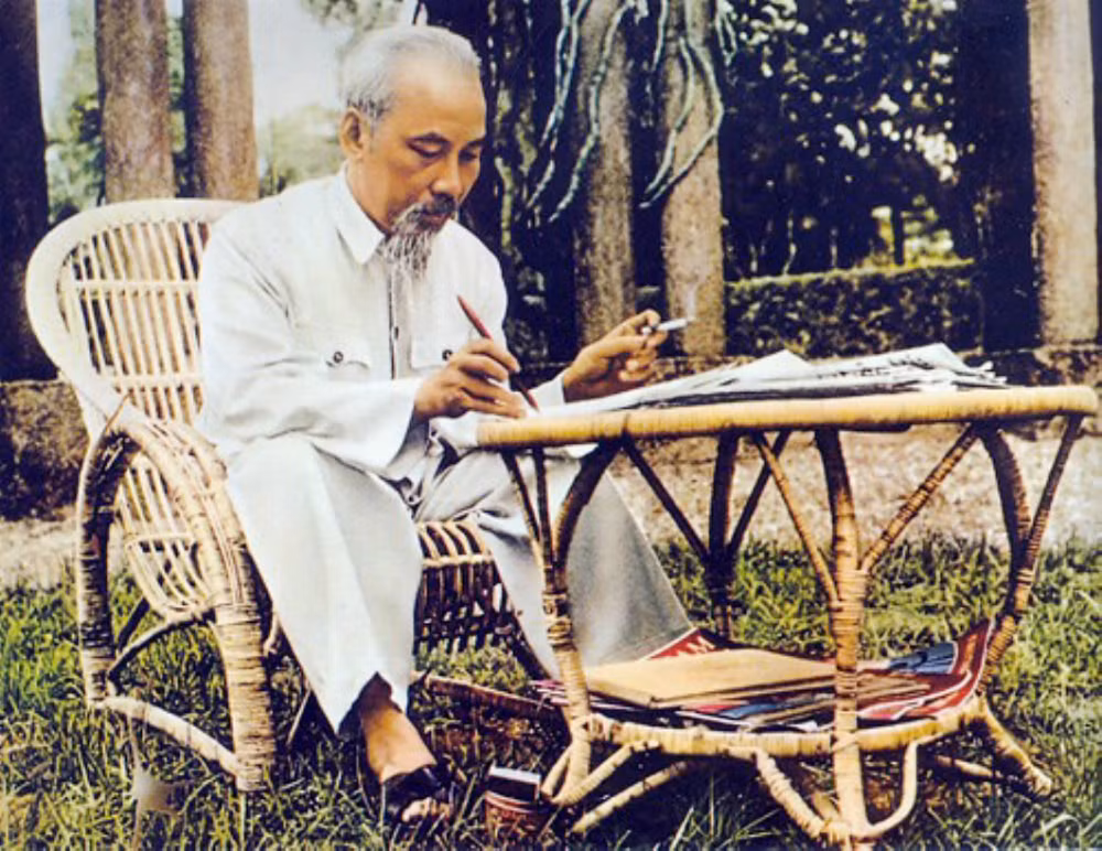 Les 35 ans de la Résolution de l’UNESCO honorant le Président Hô Chi Minh célébrés à Paris ảnh 1