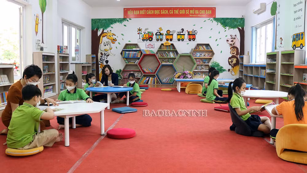 Ambassadeurs de la culture de lecture : trois collectifs et 56 individus récompensés ảnh 1