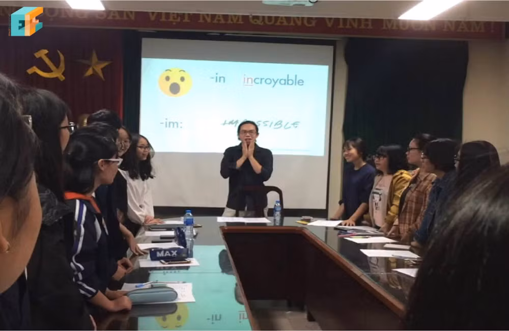 Cours de français à but non lucratif du club “Espace francophone” de l'ULEI ảnh 1