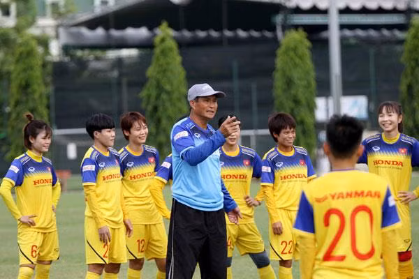 Football féminin : le Vietnam prêt à participer au championnat de l’AFF 2019 ảnh 1