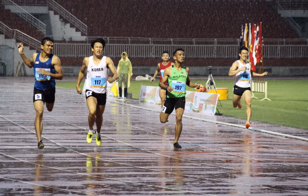 Ouverture d’un tournoi international d’athlétisme à Ho Chi Minh-Ville ảnh 2