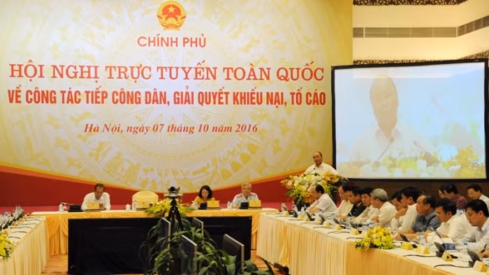 Le PM Nguyên Xuân Phuc à la conférence nationale sur le règlement des plaintes ảnh 1