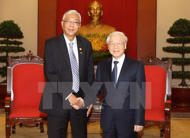 Le chef du PCV et le Premier ministre reçoivent le président du Myanmar ảnh 1