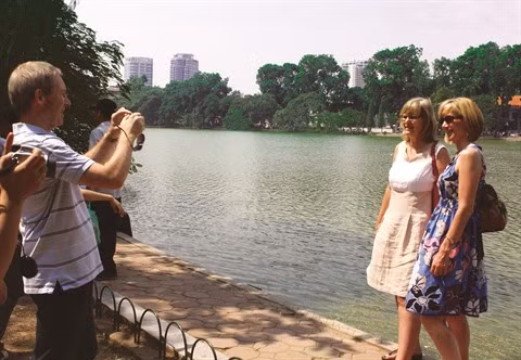 Hanoï se pare de son manteau automnal ảnh 2