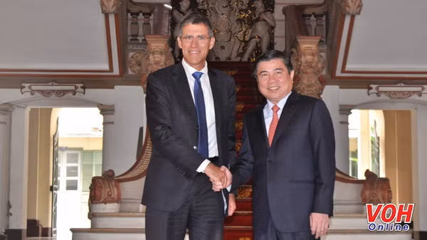 Les entreprises françaises souhaitent investir dans les infrastructures urbaines de HCM-Ville ảnh 1