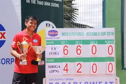 Ly Hoàng Nam dans le Top 700 du classement de l’ATP ảnh 1