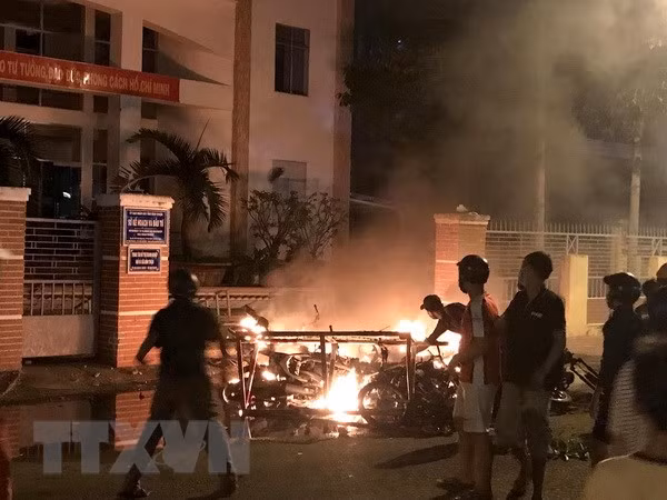 Binh Thuan : 17 personnes supplémentaires poursuivies pour trouble à l’ordre public ảnh 1