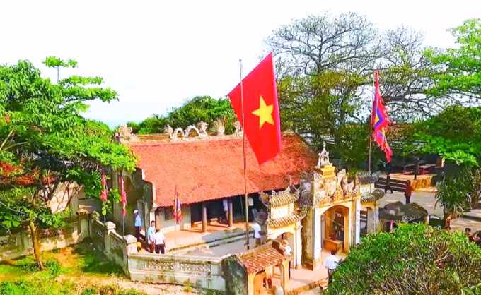 Sâm Son - Une destination spirituelle et culturelle attrayante ảnh 1