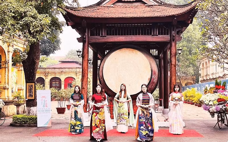 Hanoï s'efforce de surmonter les difficultés pour le redressement du tourisme ảnh 2 Hanoï s'efforce de surmonter les difficultés pour le redressement du tourisme ảnh 2